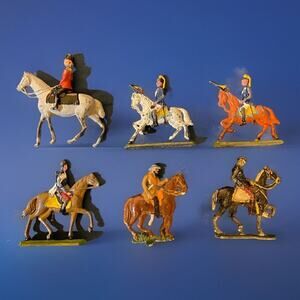 6 Vintage Toy Soldier Figure Assorted Mounted Calvary Diecast Lead 2-1/4"-3"tall